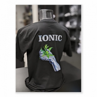 Брендированная черная футболка IONIC Silver Hand Growth Technology
